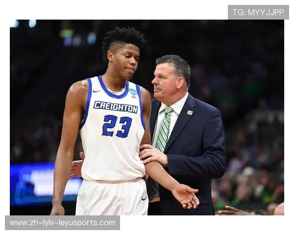 火箭队护框中锋位置球员分析及技术特点剖析 火箭队护框中锋位置球员分析及技术特点剖析