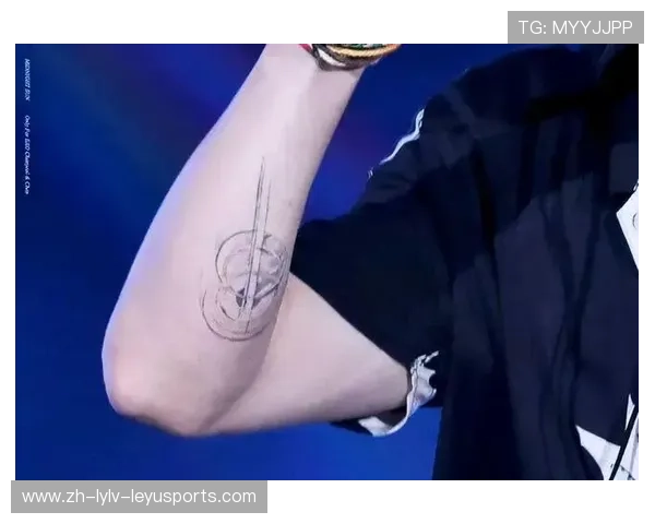 英超球员手臂纹身图案及背后故事揭秘 英超球员手臂纹身图案及背后故事揭秘